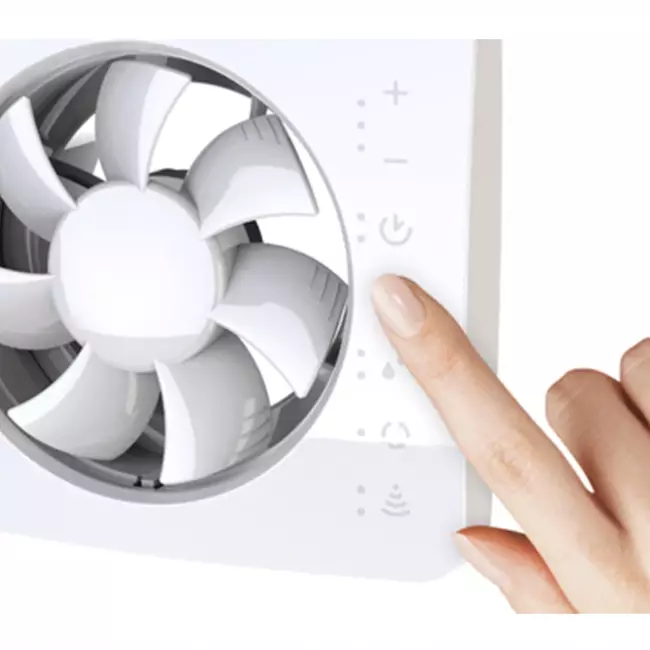 Vent-Axia Svensa PureAir badeværelsesventilator med lugtsensor (app-styret)